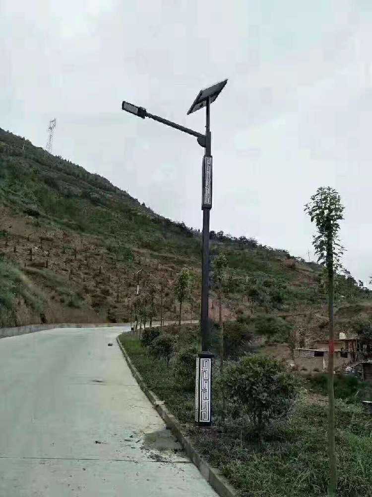 堆龙德庆区仿古太阳能路灯